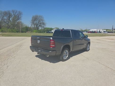 Used 2022 RAM 1500 Laramie w/ Laramie Southwest Edition image 3