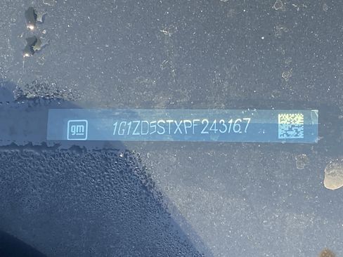 Used 2023 Chevrolet Malibu LT image 5