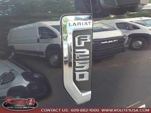 Used 2022 Ford F250 Lariat w/ Lariat Ultimate Package AWD/4WD image 9