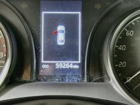 Used 2024 Toyota Camry SE FWD image 18