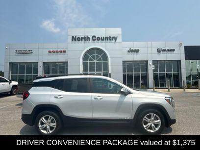 Used 2022 GMC Terrain SLE w/ Driver Convenience Package