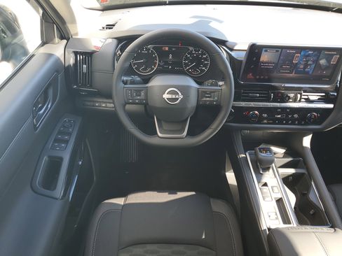 New 2026 Nissan Pathfinder SV image 18