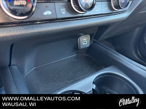 Used 2024 Honda HR-V Sport image 21