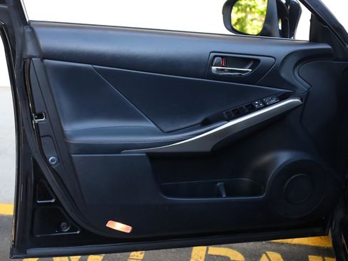Used 2014 Lexus IS 250 RWD image 12
