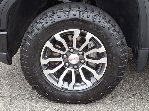 Used 2023 GMC Sierra 1500 AT4 w/ AT4 Premium Package image 28