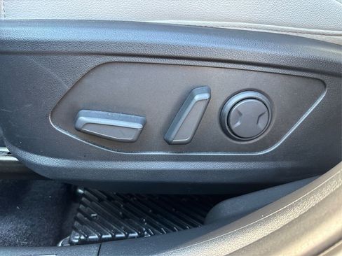 Used 2025 Hyundai Tucson Limited AWD/4WD image 42