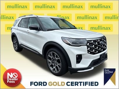 Certified 2025 Ford Explorer Platinum w/ Ultimate Package