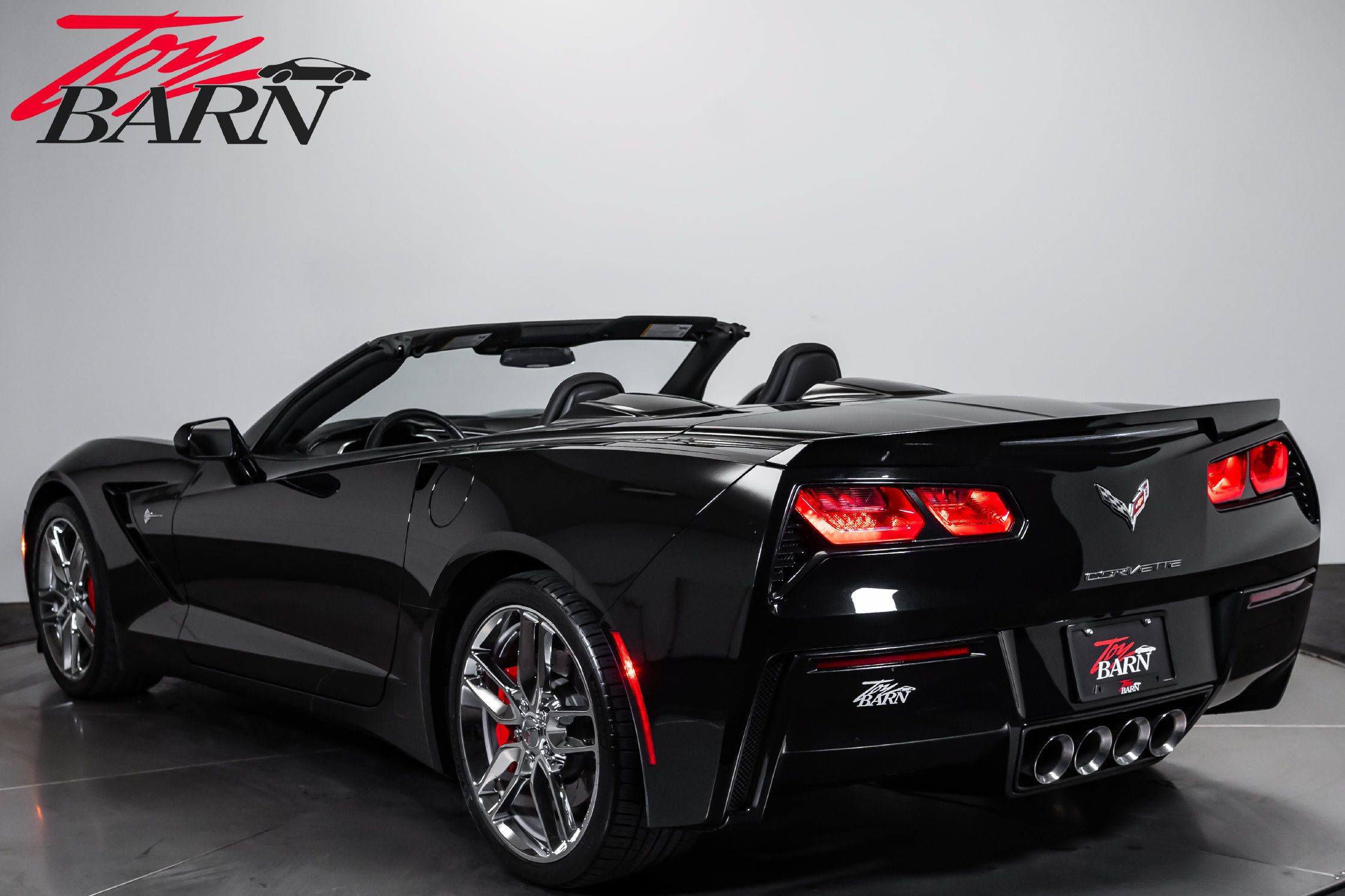 Used 2014 Chevrolet Corvette Stingray Convertible w/ 3LT Preferred Equipment Group RWD image 3