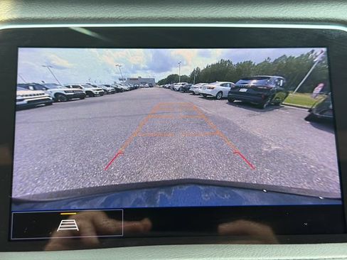 Used 2023 Cadillac XT4 Sport FWD image 29