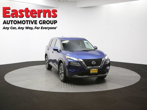 Used 2022 Nissan Rogue SV AWD/4WD image 49