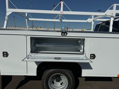New 2026 Ford F350 XL w/ XL Chrome Package AWD/4WD image 8