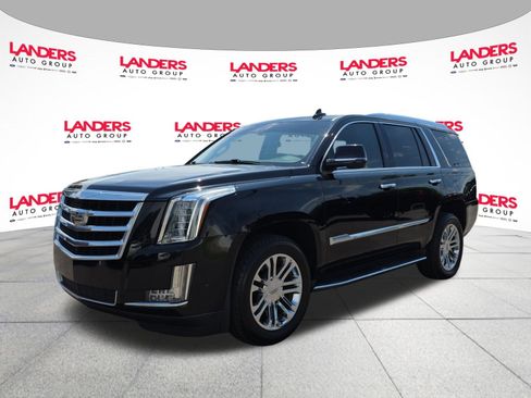 Used 2020 Cadillac Escalade 2WD image 7