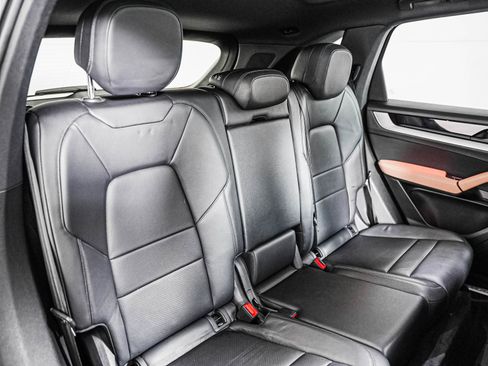 Certified 2024 Porsche Cayenne S w/ Premium Package Plus AWD/4WD image 6