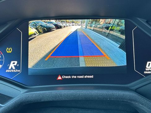 Used 2024 Lamborghini Huracan Sterrato image 22