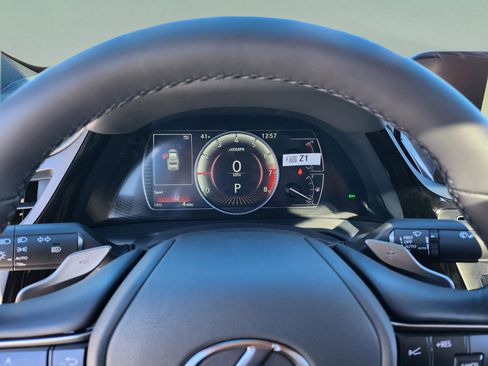 New 2025 Lexus ES 350 w/ Premium Package image 16