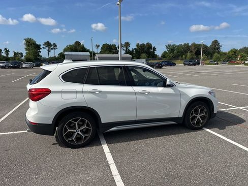 Used 2018 BMW X1 sDrive28i FWD image 4
