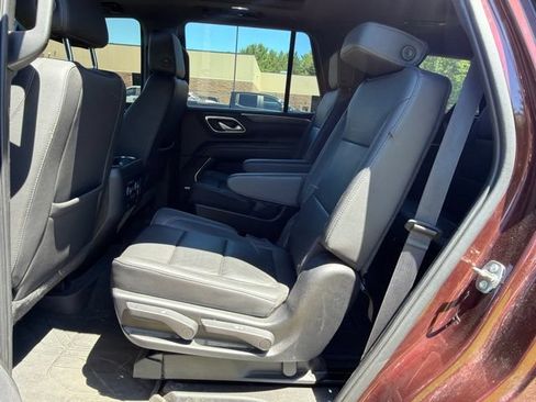 Used 2022 Chevrolet Tahoe LT w/ Luxury Package AWD/4WD image 15