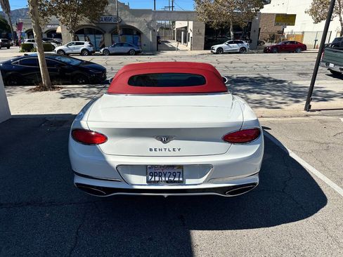 Used 2020 Bentley Continental GT image 10