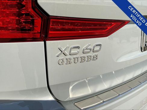 Certified 2025 Volvo XC60 T8 Plus w/ Protection Package Premier image 41
