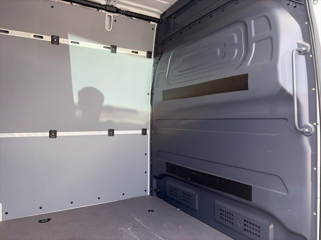 Used 2026 Mercedes-Benz Sprinter 2500 image 9