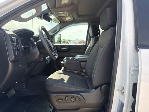 Used 2024 Chevrolet Silverado 2500 Custom w/ Custom Value Package AWD/4WD image 14
