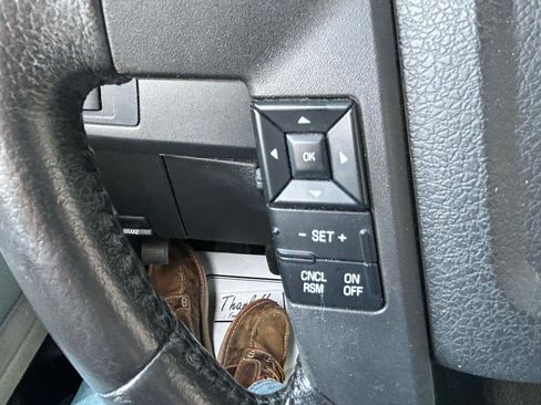 Used 2013 Ford F150 XLT w/ XLT Chrome Pkg AWD/4WD image 17