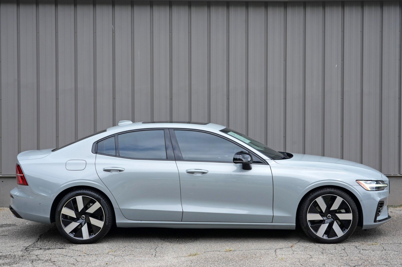 Used 2024 Volvo S60 T8 Plus w/ Climate Package AWD/4WD image 53