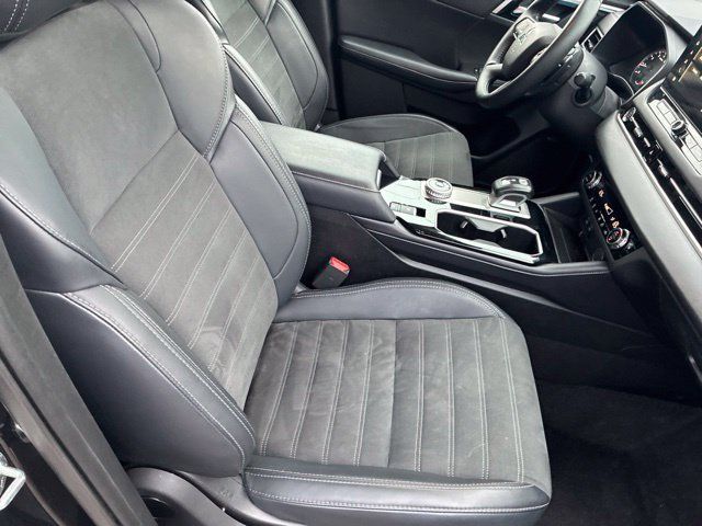 Used 2025 Mitsubishi Outlander SE FWD image 53