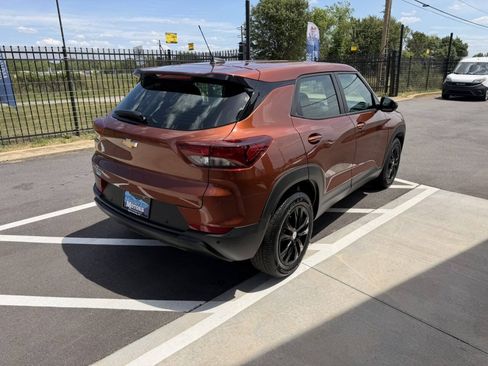 Used 2021 Chevrolet TrailBlazer LS FWD image 8