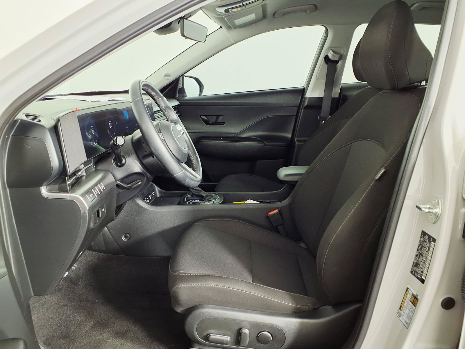 Certified 2024 Hyundai Kona SEL FWD image 17
