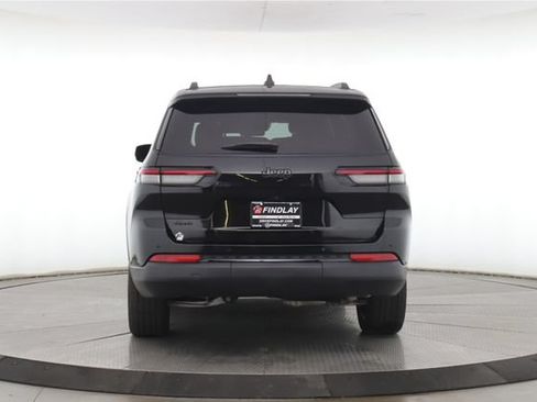 Used 2025 Jeep Grand Cherokee L Altitude AWD/4WD image 11