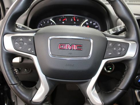 Used 2024 GMC Terrain SLT image 36