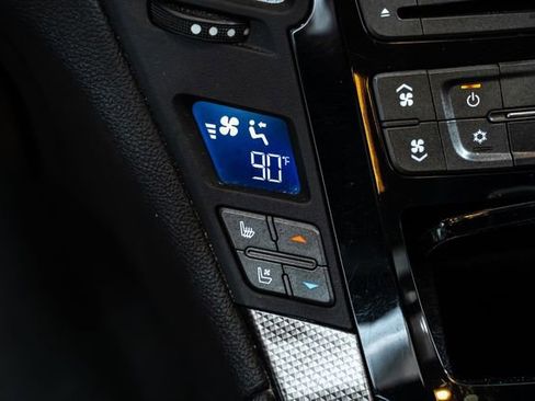 Used 2010 Cadillac CTS V image 33