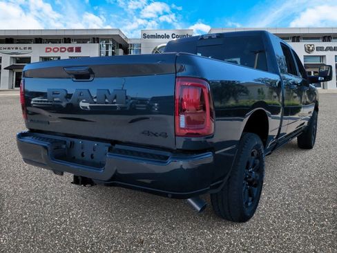 New 2026 RAM 2500 Laramie AWD/4WD image 8
