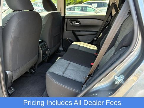 Used 2025 Nissan Rogue SV AWD/4WD image 21
