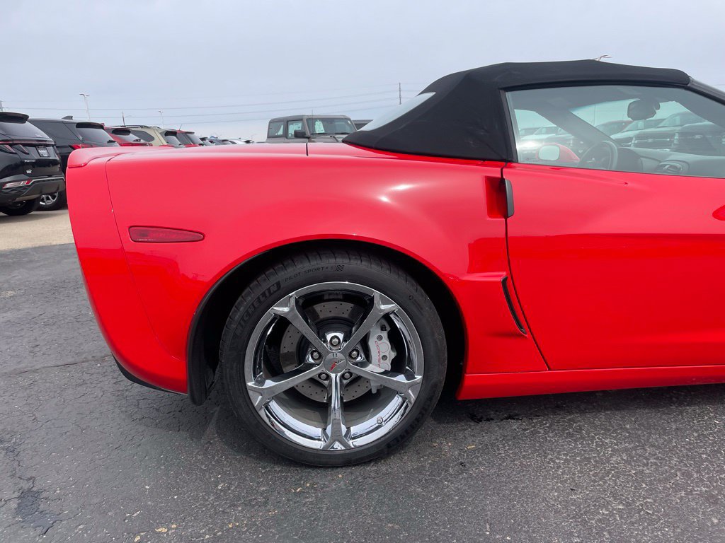 Used 2010 Chevrolet Corvette Grand Sport w/ Preferred Equipment Group RWD image 25