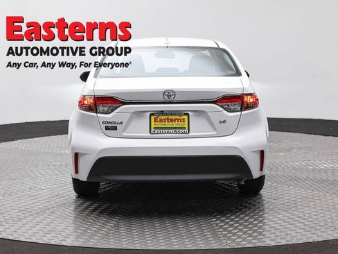 Used 2024 Toyota Corolla LE FWD image 6