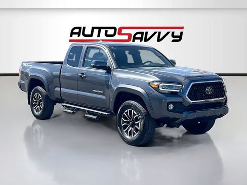 Used 2022 Toyota Tacoma TRD Sport w/ TRD Premium Sport Package RWD image 1