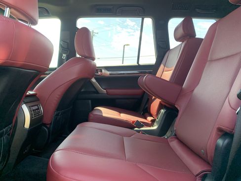 Used 2021 Lexus GX 460 Premium image 32