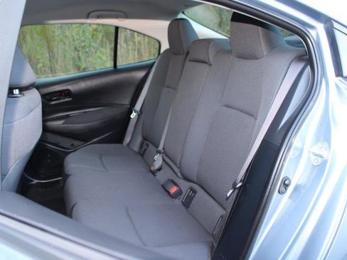 Used 2024 Toyota Corolla LE image 14