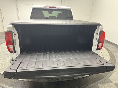 Certified 2024 GMC Sierra 1500 Elevation image 32