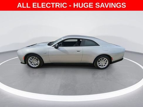 New 2025 Dodge Charger Daytona R/T w/ Quick Order Package 25M R/T AWD/4WD image 5