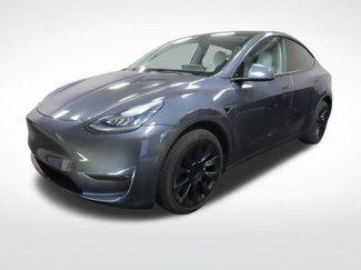 Used 2023 Tesla Model Y Long Range video 1