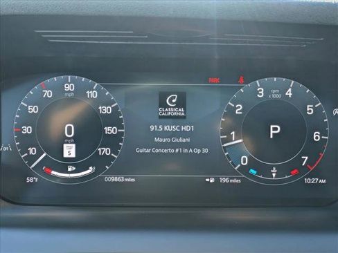 Used 2024 Land Rover Discovery Sport Dynamic SE image 11