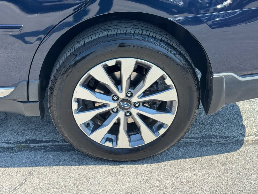 Used 2018 Subaru Outback 2.5i Touring AWD/4WD image 28