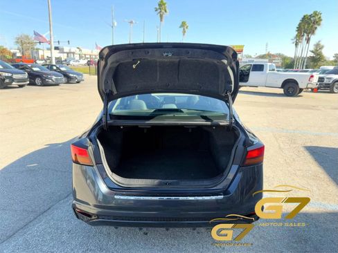 Used 2021 Nissan Altima 2.5 SV FWD image 4