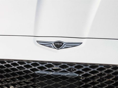 Used 2025 Genesis G70 3.3T Advanced image 6