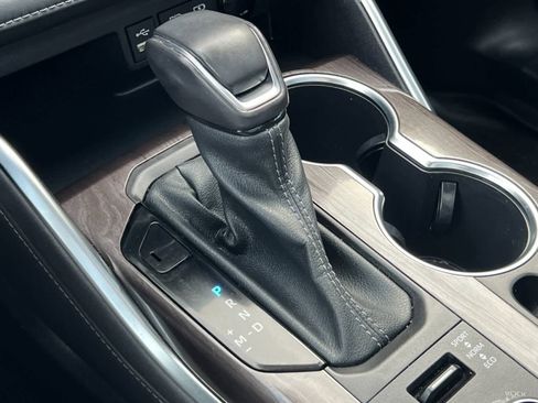 Used 2022 Toyota Highlander Platinum image 23