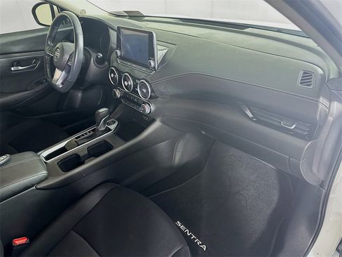 Used 2023 Nissan Sentra SV image 30