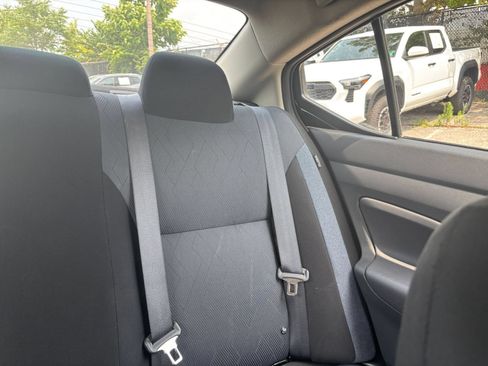 Used 2025 Nissan Versa SV FWD image 35